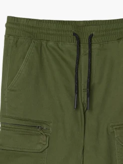 Zielone joggery z kieszeniami cargo